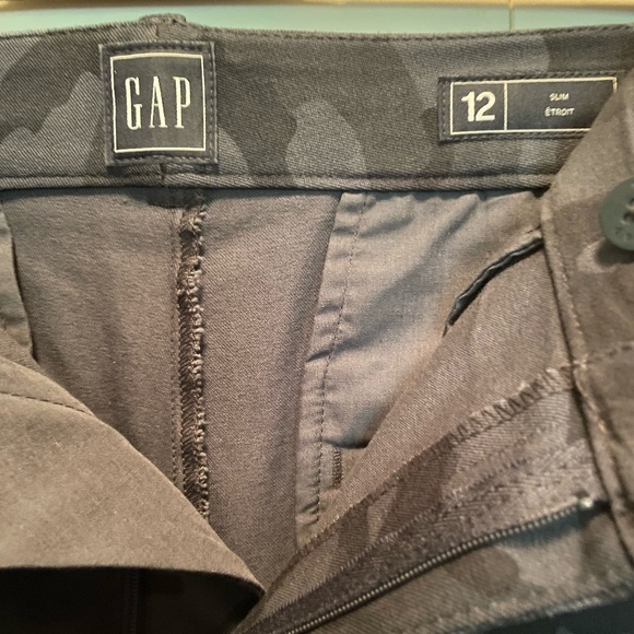 GAP Camouflage Pants (Black / Grey) Size 12 - Picture 4 of 4